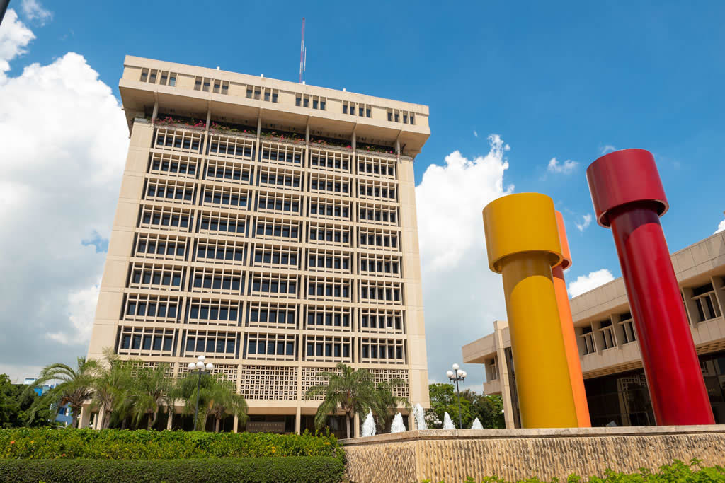 Banco Central libera RD$175,000 millones para impulsar la economía dominicana