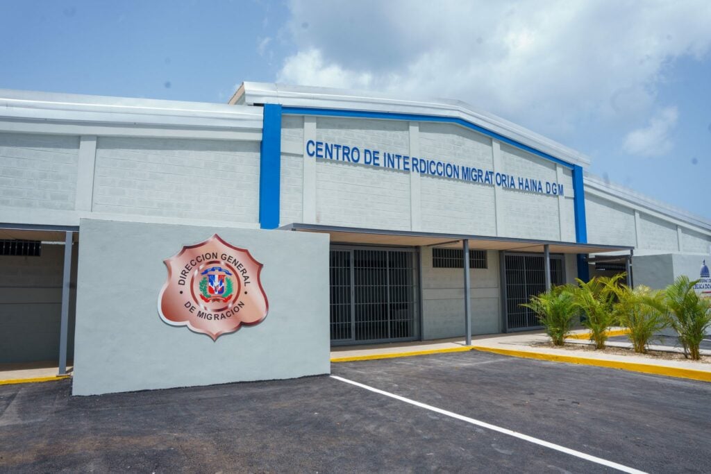 Fallecimiento de ciudadana estadounidense bajo custodia de Migración en Haina: versión oficial del organismo