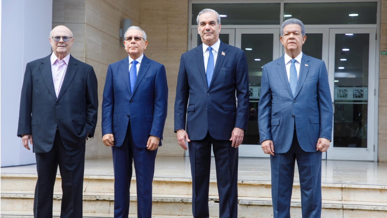 Presidente Abinader visitará al expresidente Danilo Medina para continuar el diálogo sobre la crisis haitiana