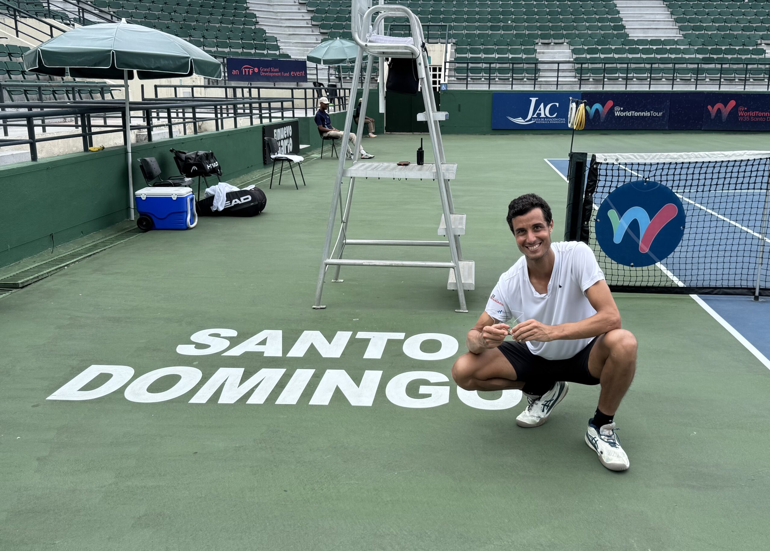 El dominicano se convierte en el “Rey del Parque” con tres títulos en este 2025