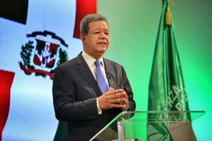 Leonel Fernández advierte que más de 200 bandas armadas controlan Haití