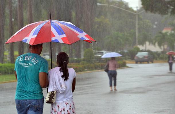 Domingo de intenso calor y posibles lluvias por efecto de una vaguada