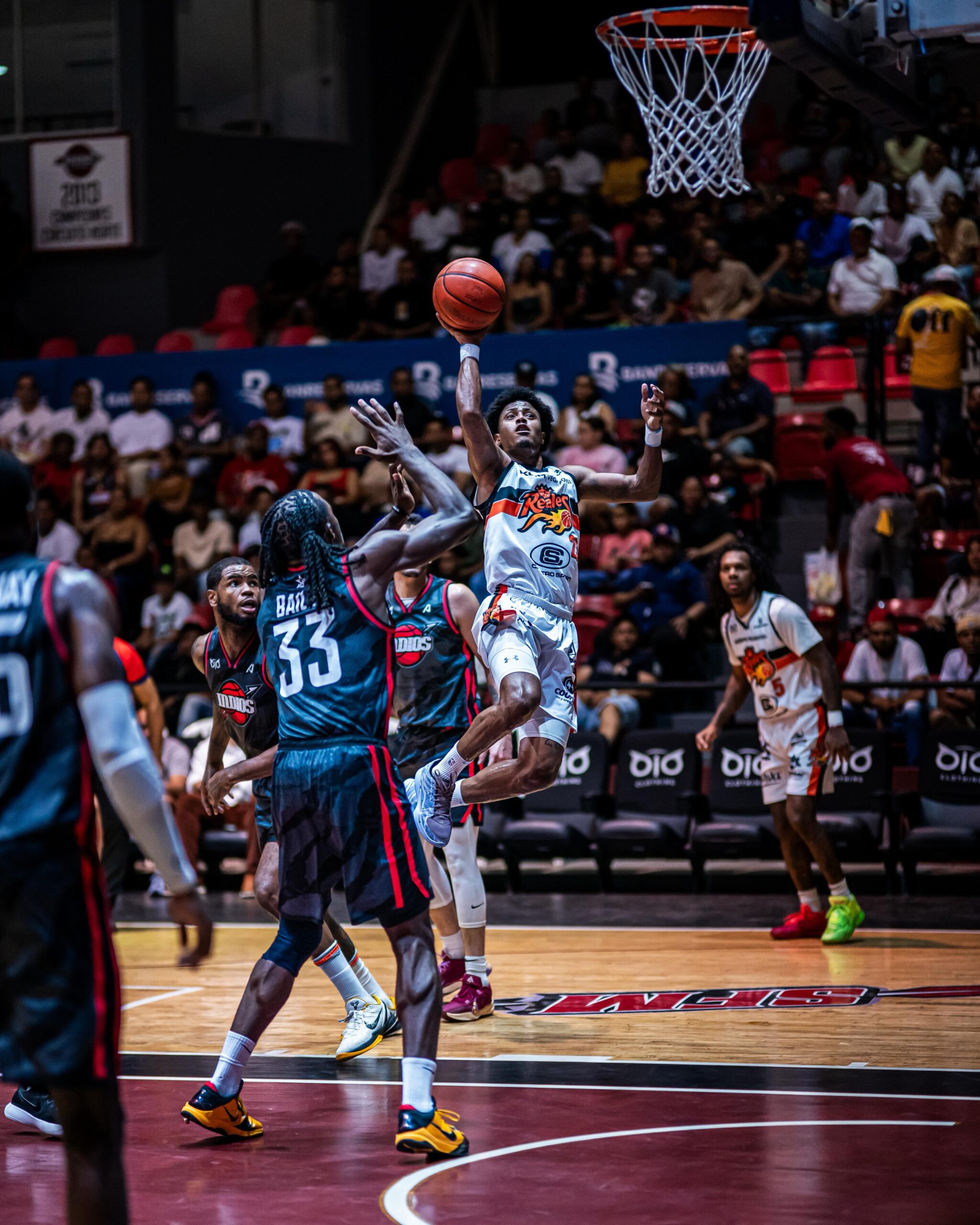 Indios superan a Reales y pasan a la ronda de eliminación Indios superan a Reales y pasan a la ronda de eliminación