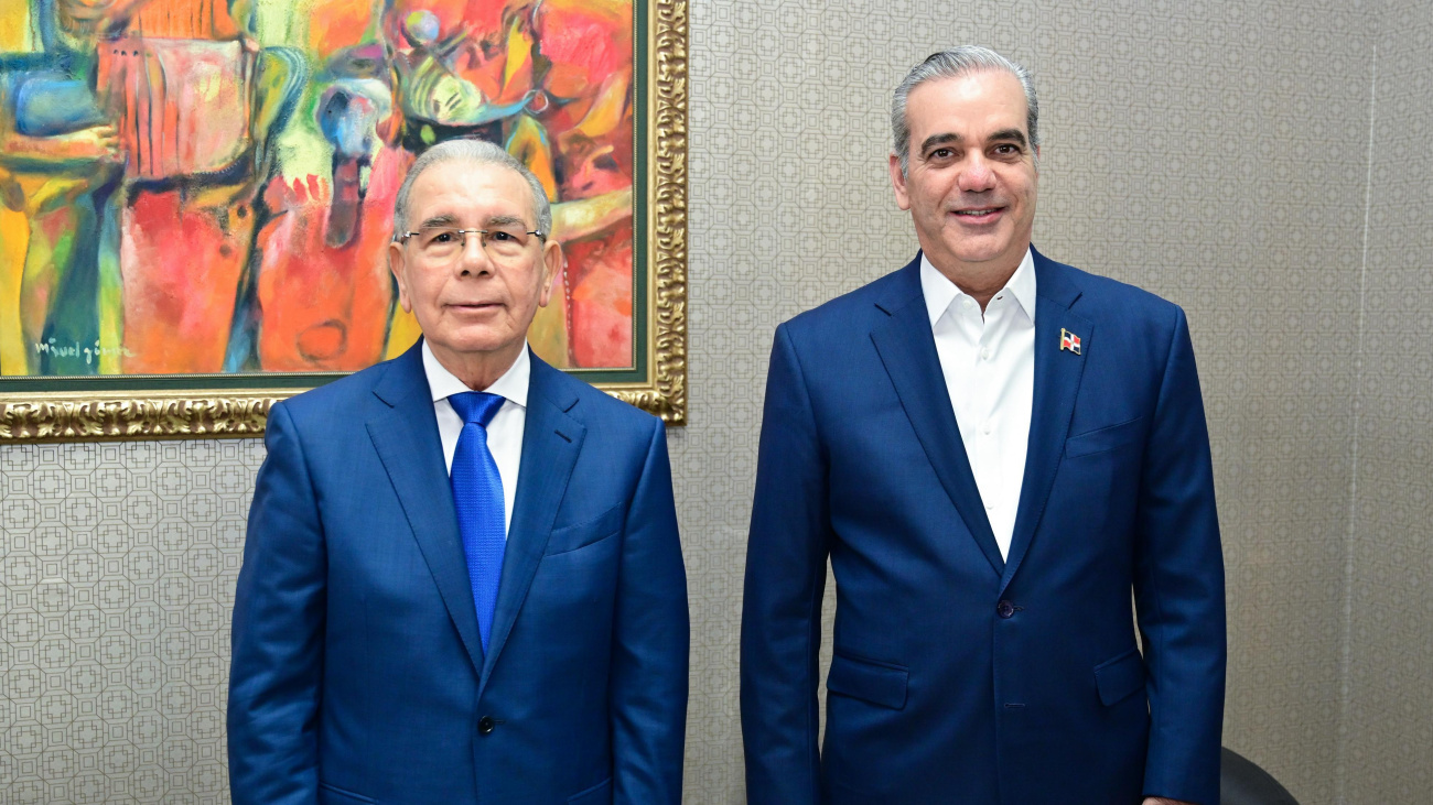 Presidente Abinader se reúne con el expresidente Danilo Medina para fortalecer posición unificada ante crisis haitiana