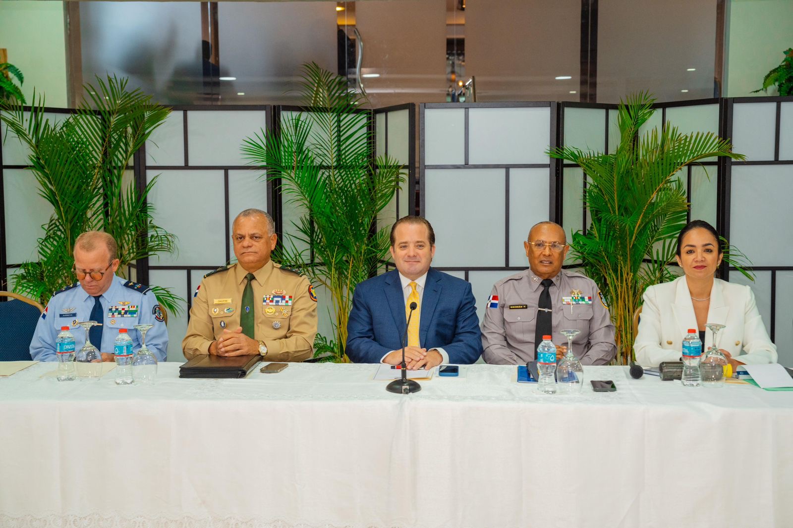 Ministros de la Presidencia, de Defensa y de Interior y Policía encabezan reunión de seguimiento al Plan de Seguridad Ciudadana
