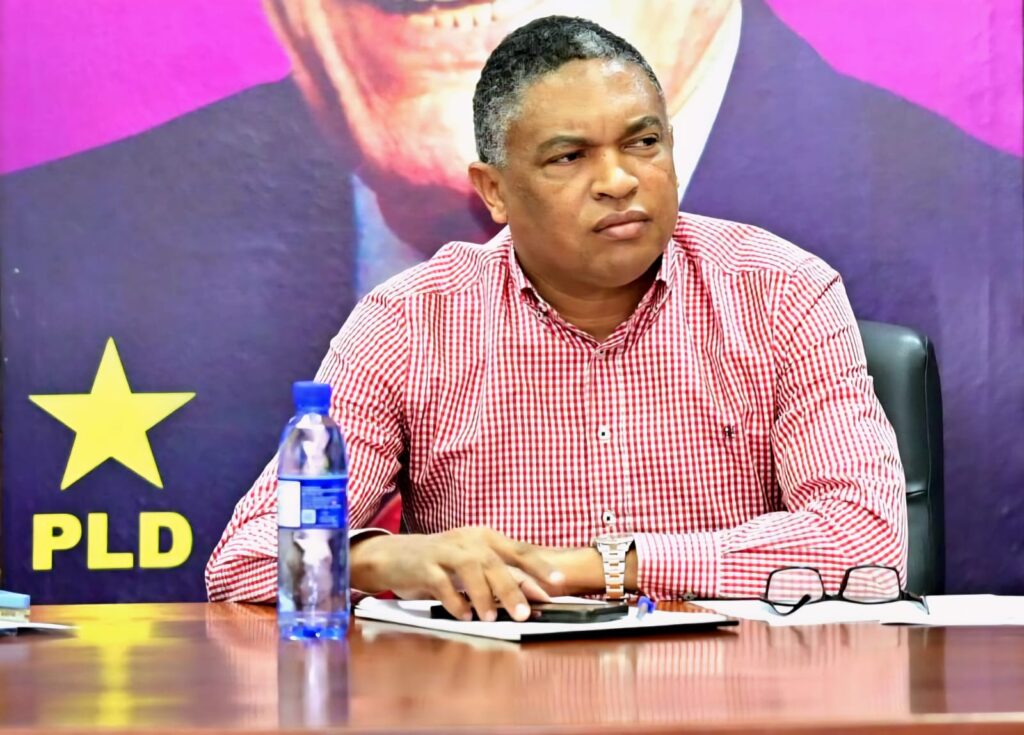 Al PLD le asiste el derecho de consultar al pueblo