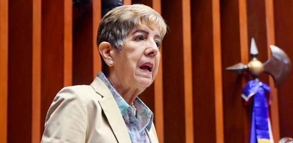 Senadora Ginette Bournigal insta al ministro de Turismo a tomar acción urgente sobre el teleférico de Puerto Plata