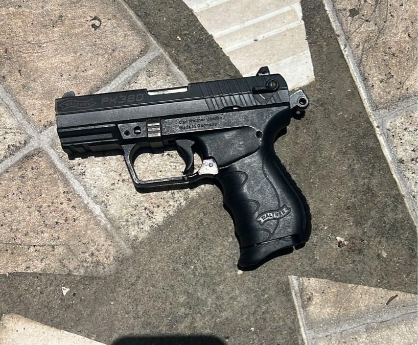 Fallece reconocido delincuente “Rencito” al enfrentar patrulla policial en Los Frailes II, SDE, que lo buscaba por múltiples asaltos