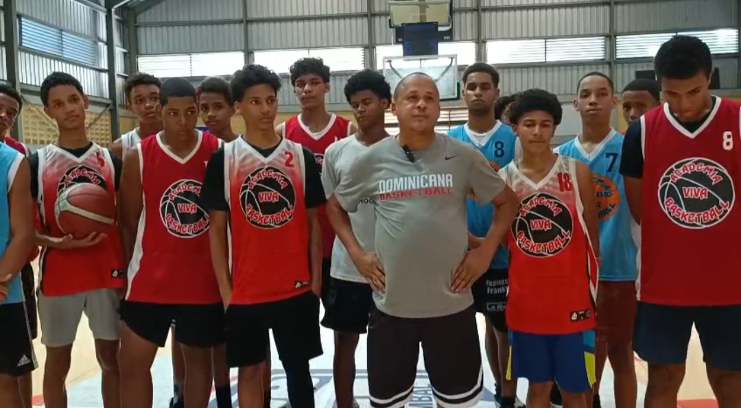Carlos “Vivita” Montás resalta labor de Viva Academy Basketball y agradece apoyo recibido