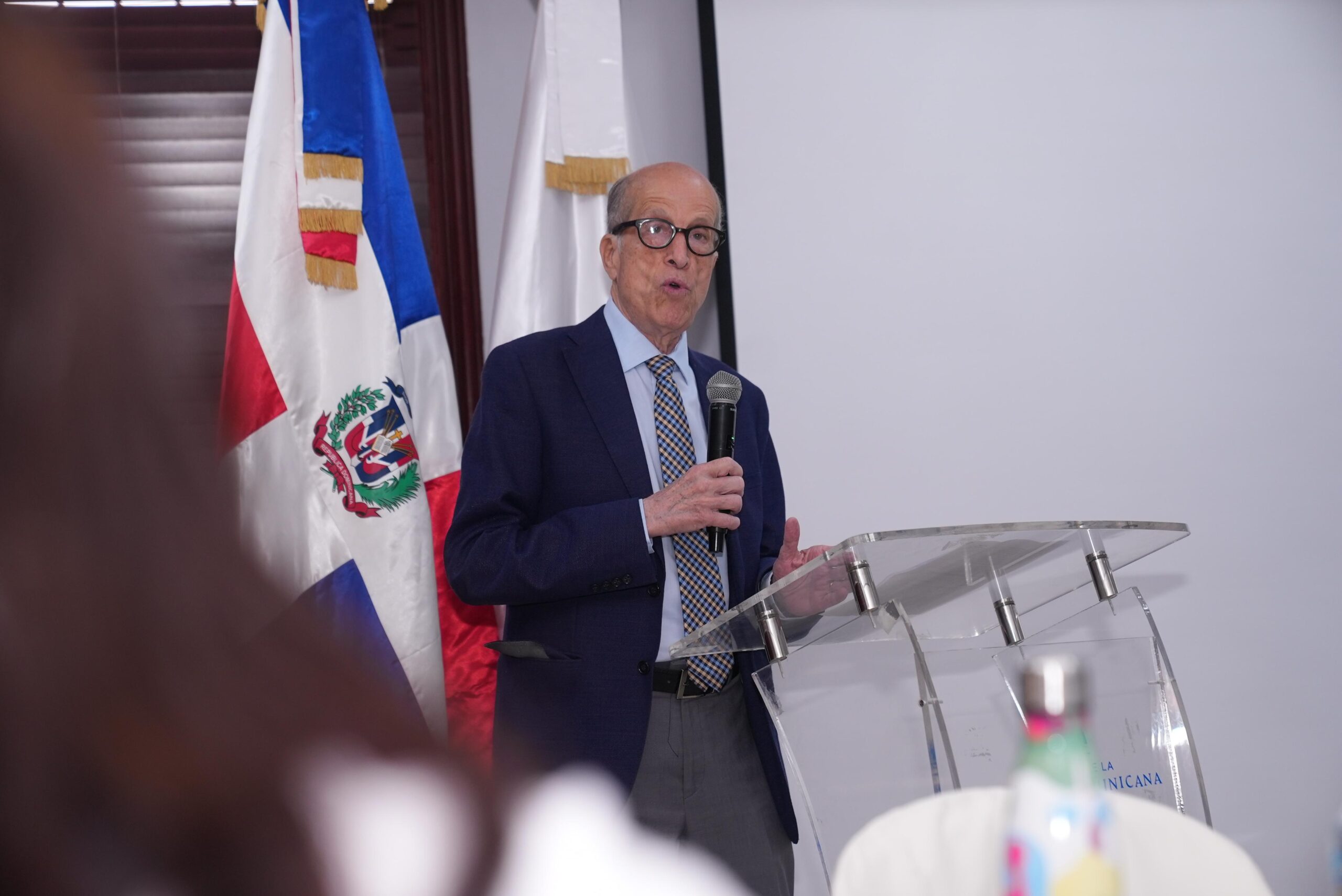 Energía y Minas actualiza el Factor de Emisión de la Red Eléctrica para SENI