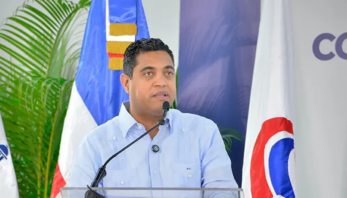 Ministro Kelvin Cruz se enteró por los medios de la tala masiva de árboles en el Centro Olímpico
