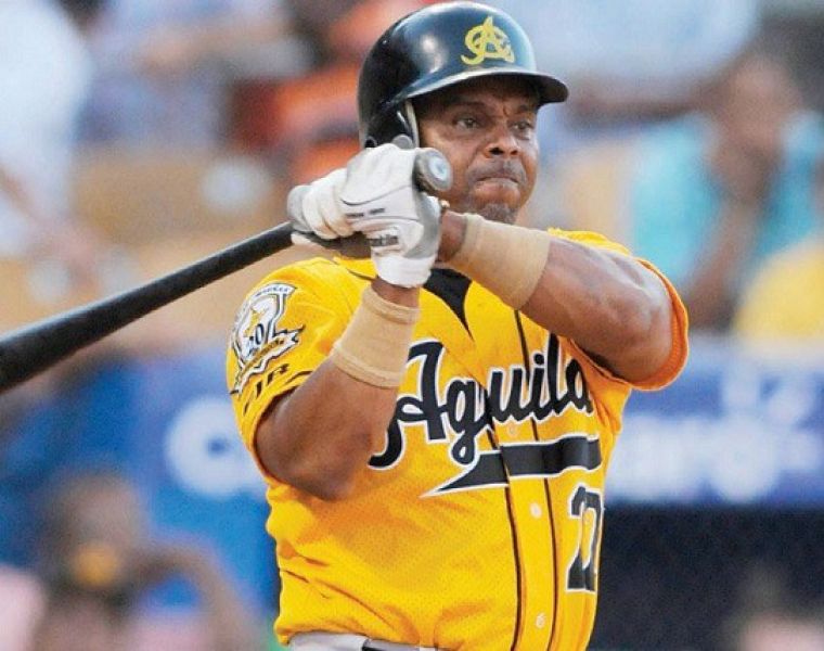 Luis Polonia se despide del cuerpo técnico de las Águilas Cibaeñas