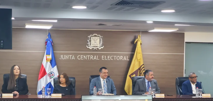 Nueva cédula dominicana entra en fase final: pruebas piloto iniciarían en octubre o noviembre