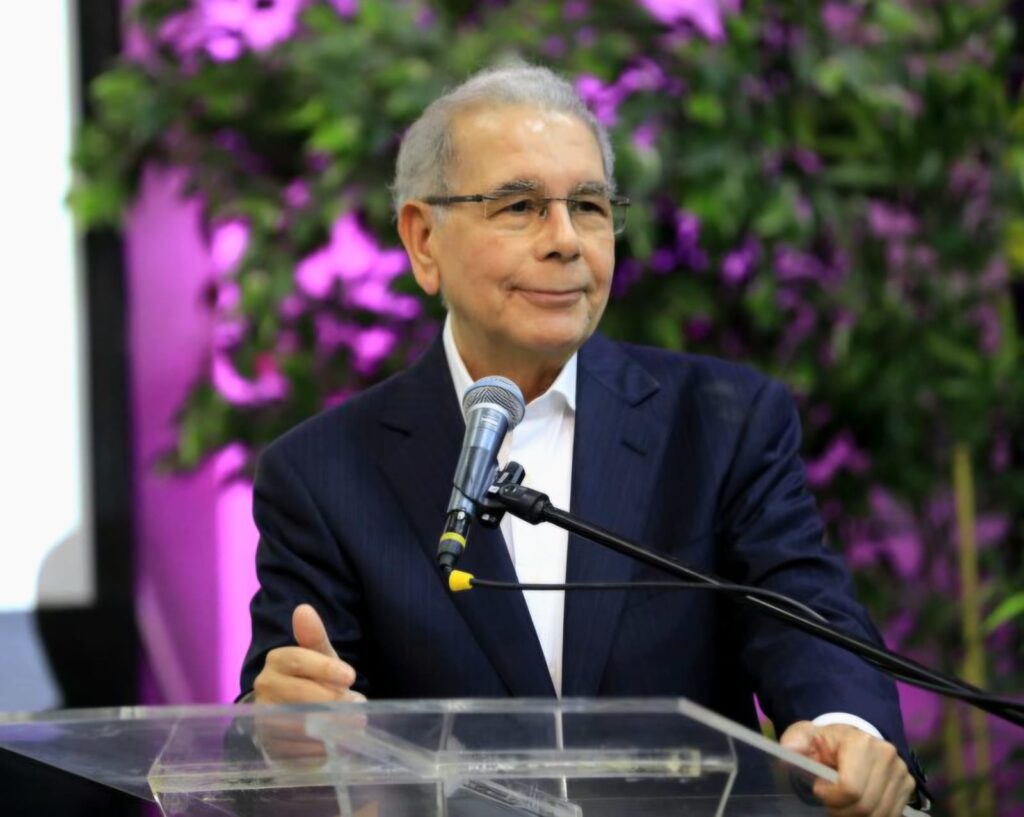 Danilo Medina lamenta crisis en Senasa y pide al Gobierno intervenir