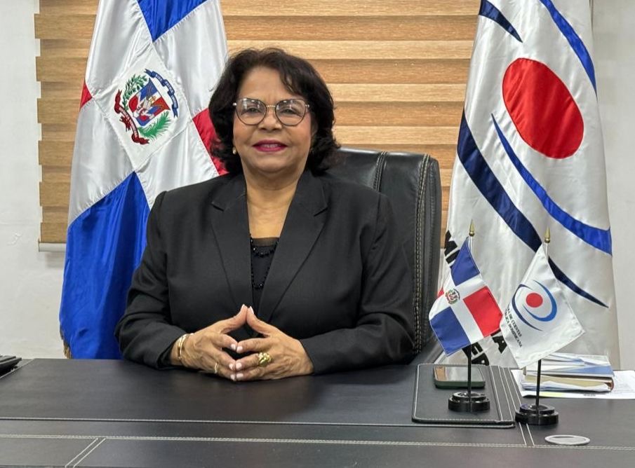 Encuesta SONDEOS otorga 75 % de aprobación a Emma Polanco; FORBES la destaca entre las 50 Mujeres Más Poderosas de 2025