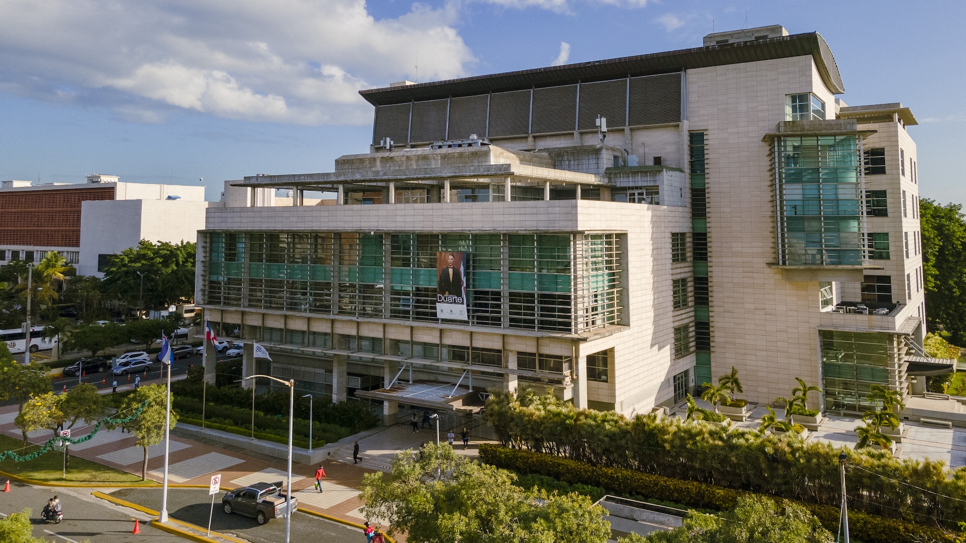 Ministerio Público solicita condenas de hasta 10 años contra red que borró y alteró antecedentes penales a cambio de sobornos