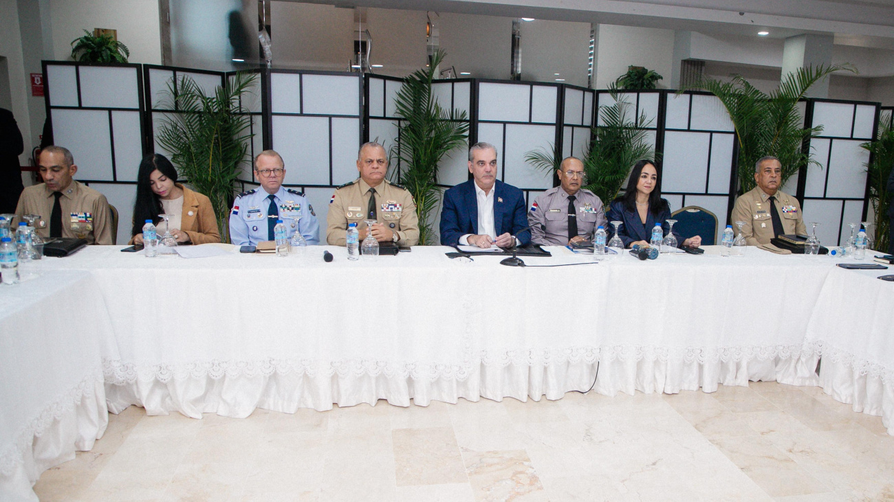 Presidente Abinader encabeza reunión de seguimiento al Plan de Seguridad Ciudadana