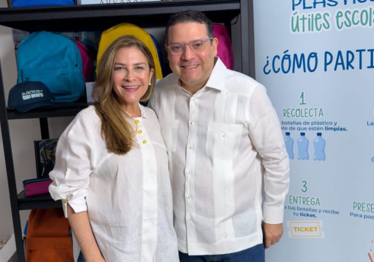 Carolina Mejía y Yayo Sanz lanzan segunda edición de “Plásticos por Útiles Escolares” este domingo