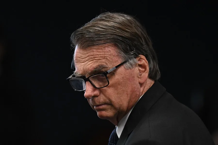 La defensa de Bolsonaro pide en un recurso la revocación de la prisión domiciliaria