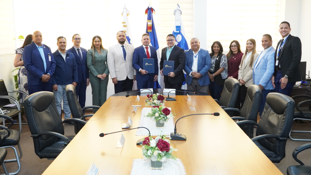 Proindustria e Indocal formalizan acuerdo para fortalecer la calidad y competitividad industrial en la República Dominicana
