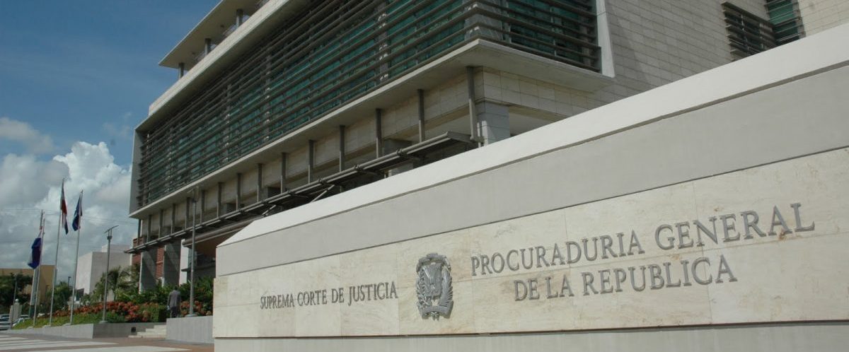 Corte ordena apertura a juicio contra hombre que encabezaba red de viajes ilegales hacia Las Bahamas