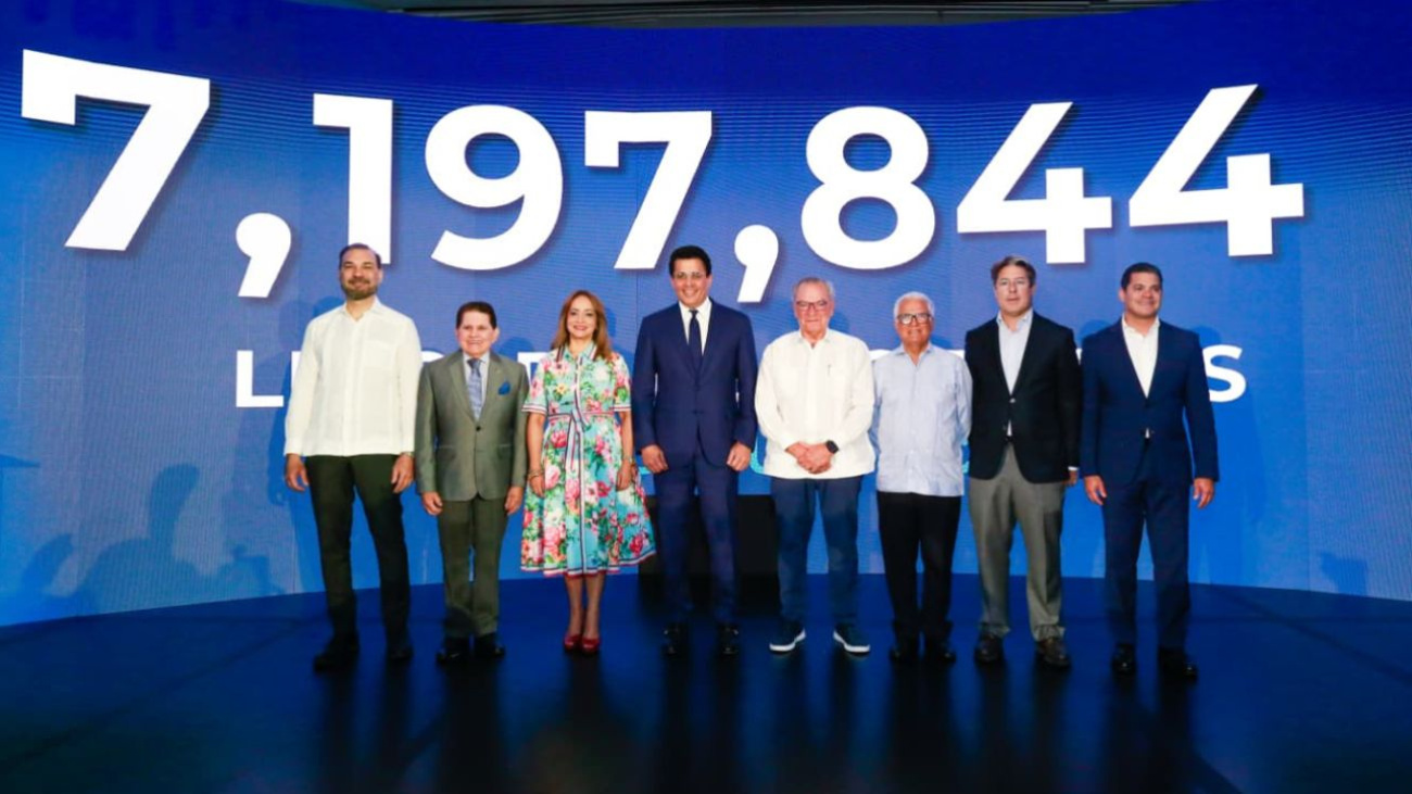 Ministerio de Turismo: Más 7.1 millones de visitantes llegan a RD hasta julio