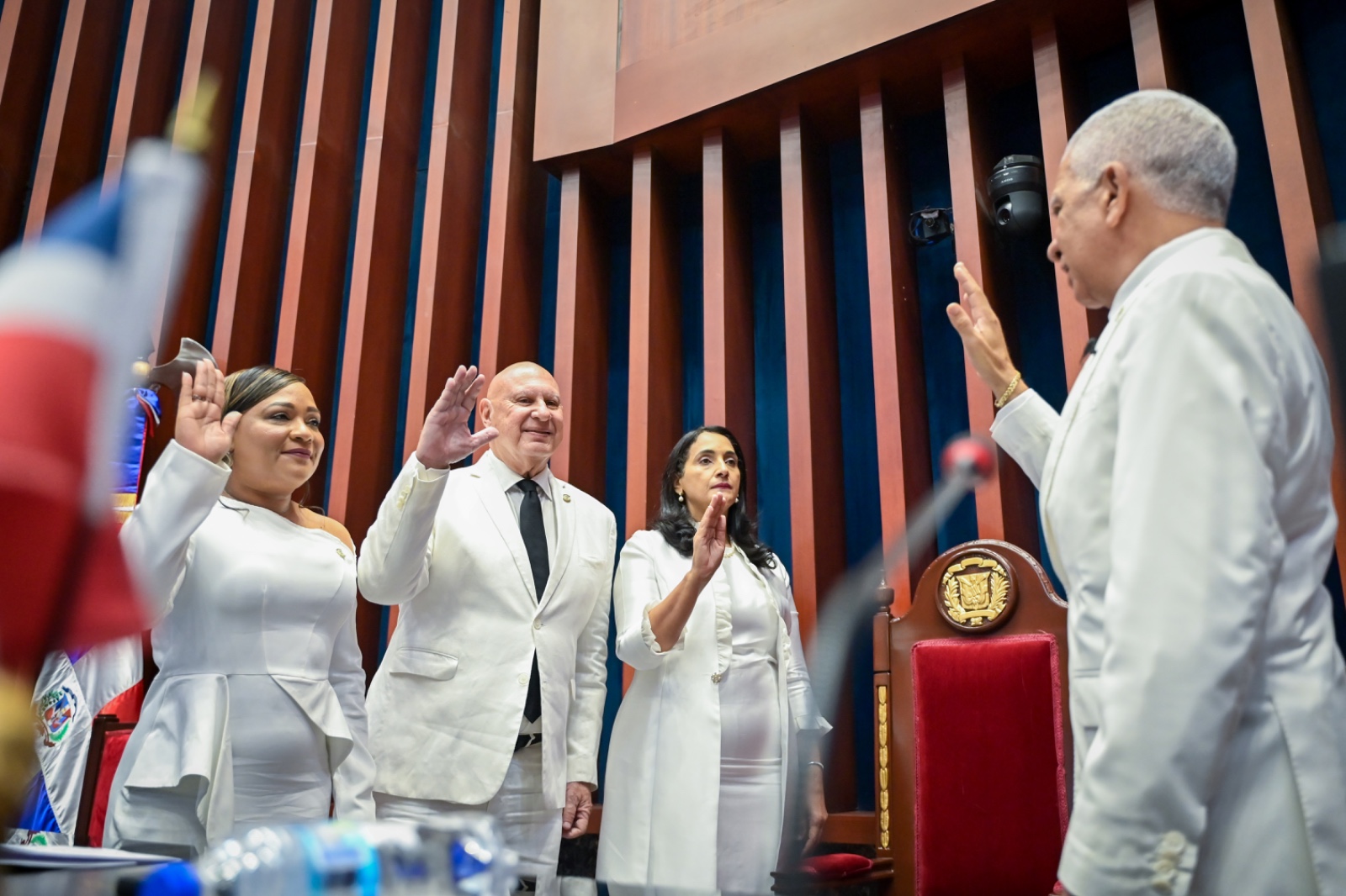 Senado juramenta Bufete Directivo para el periodo legislativo 2025-2026