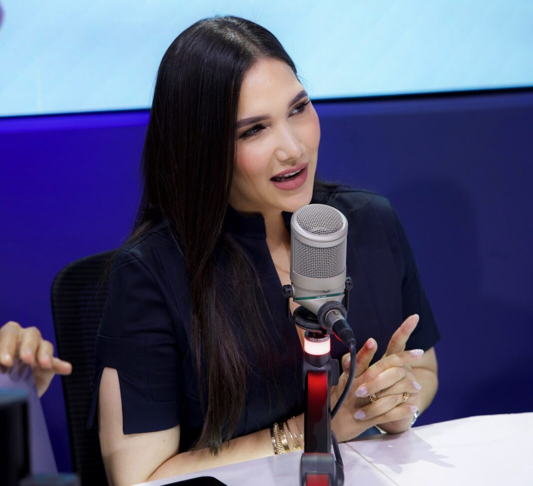 Charinee Ovalles revela que “un chisme” con Omar Fernández precipitó su renuncia del PLD
