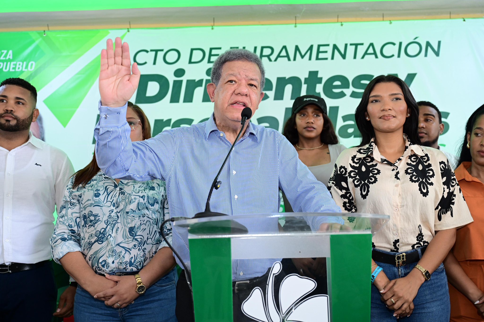 Fuerza del Pueblo fortalece su estructura en San Pedro de Macorís con nuevas juramentaciones