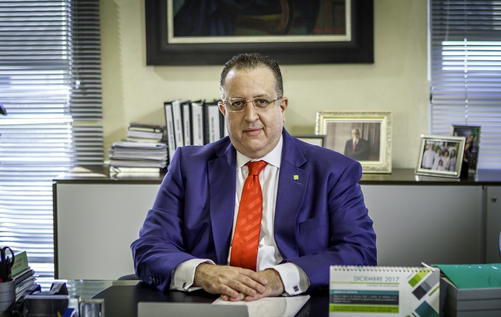 Ministro de Hacienda descarta reforma fiscal y prioriza reactivación económica