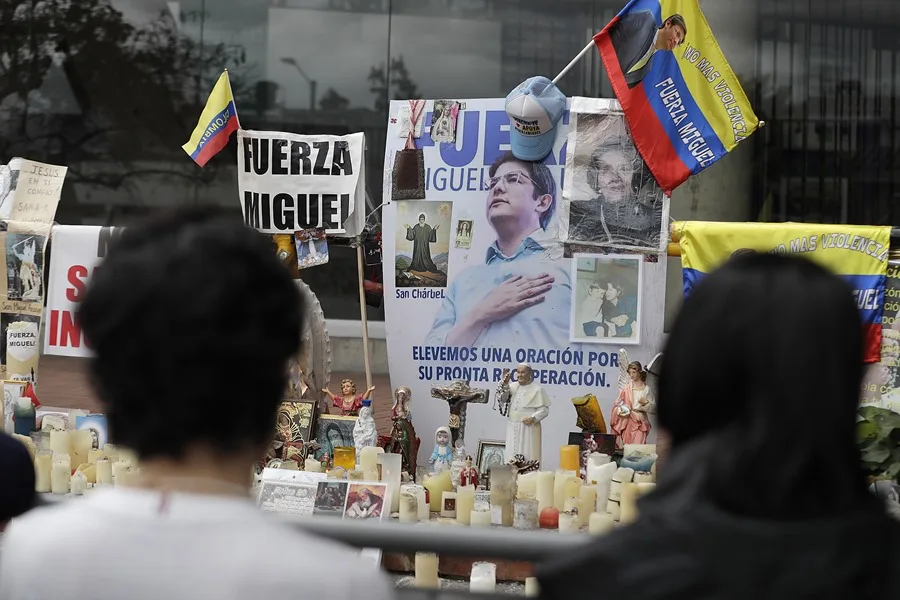 Muere el precandidato presidencial colombiano Miguel Uribe Turbay tras ser herido en un atentado en junio