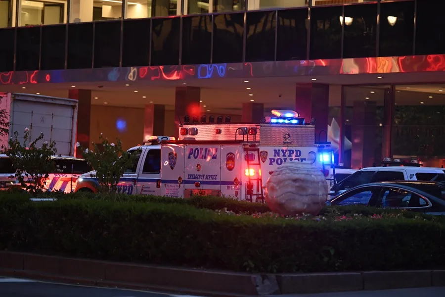Tiroteo en un club de Nueva York vinculado a las pandillas deja tres muertos y nueve heridos