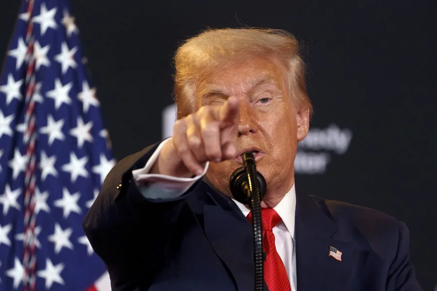 Trump amenaza a Putin con «severas consecuencias» si no para la guerra y anticipa una cumbre con Zelenski