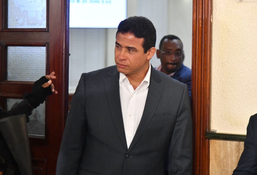 Tribunal rechaza solicitud de Adán Cáceres para archivar proceso por corrupción