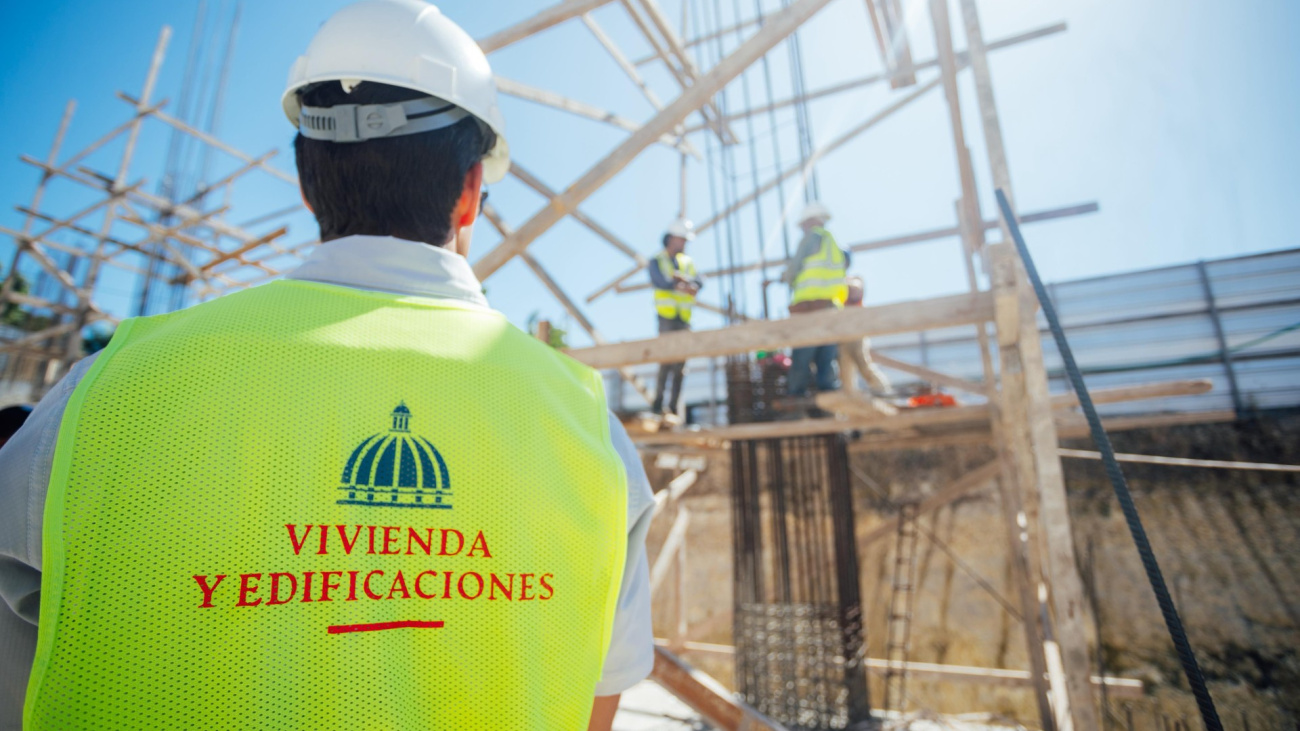 Mived actualiza tasas de servicios para fortalecer las inspecciones de edificaciones privadas en todo el país