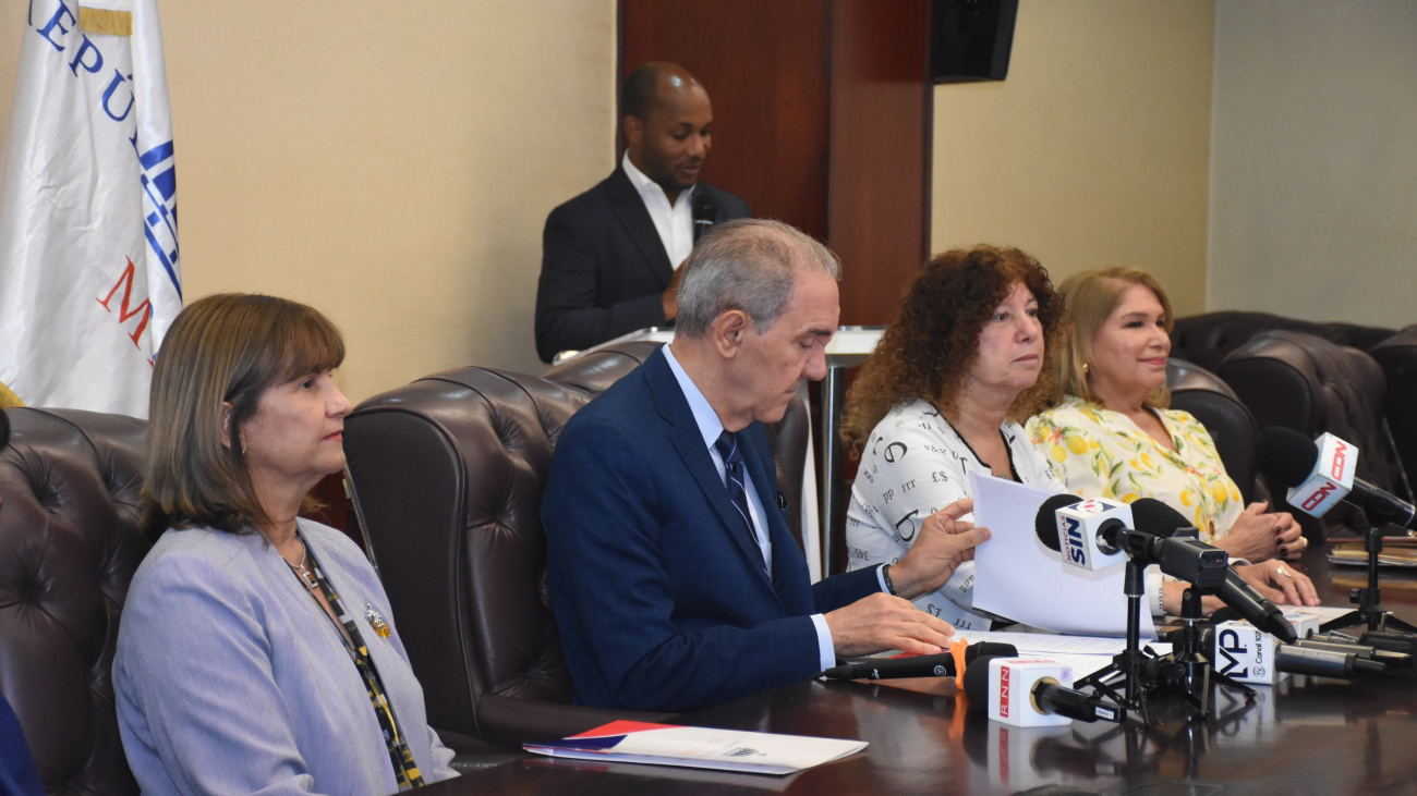 Mescyt, UASD y Unesco promueven la Ciudadanía Digital Dominicana con conferencia magistral