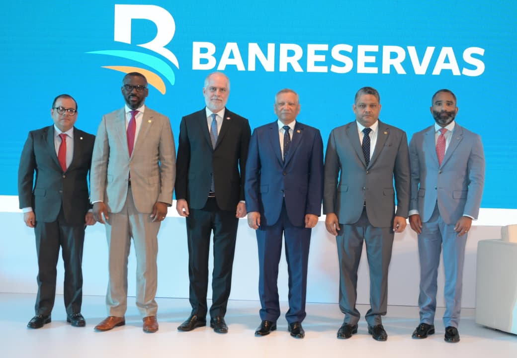 Aguilera afirma que Banreservas se mantiene a la vanguardia para enfrentar riesgos que amenazan el sistema bancario