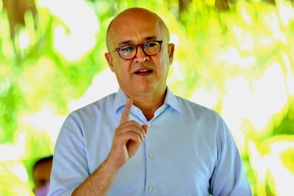 Francisco Domínguez Brito advierte sobre deterioro institucional por intercambios de disparos y ejecuciones extrajudiciales