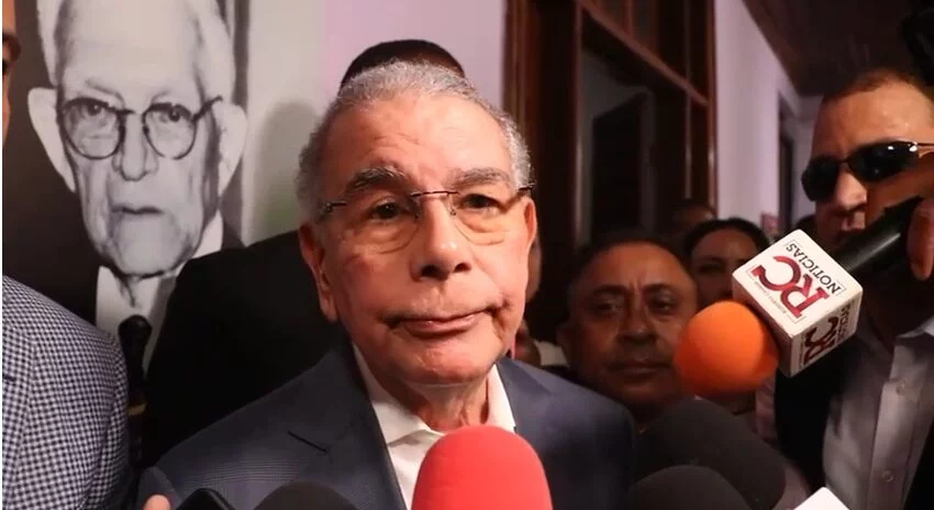 Danilo defiende la transparencia de su Gobierno y su honorabilidad