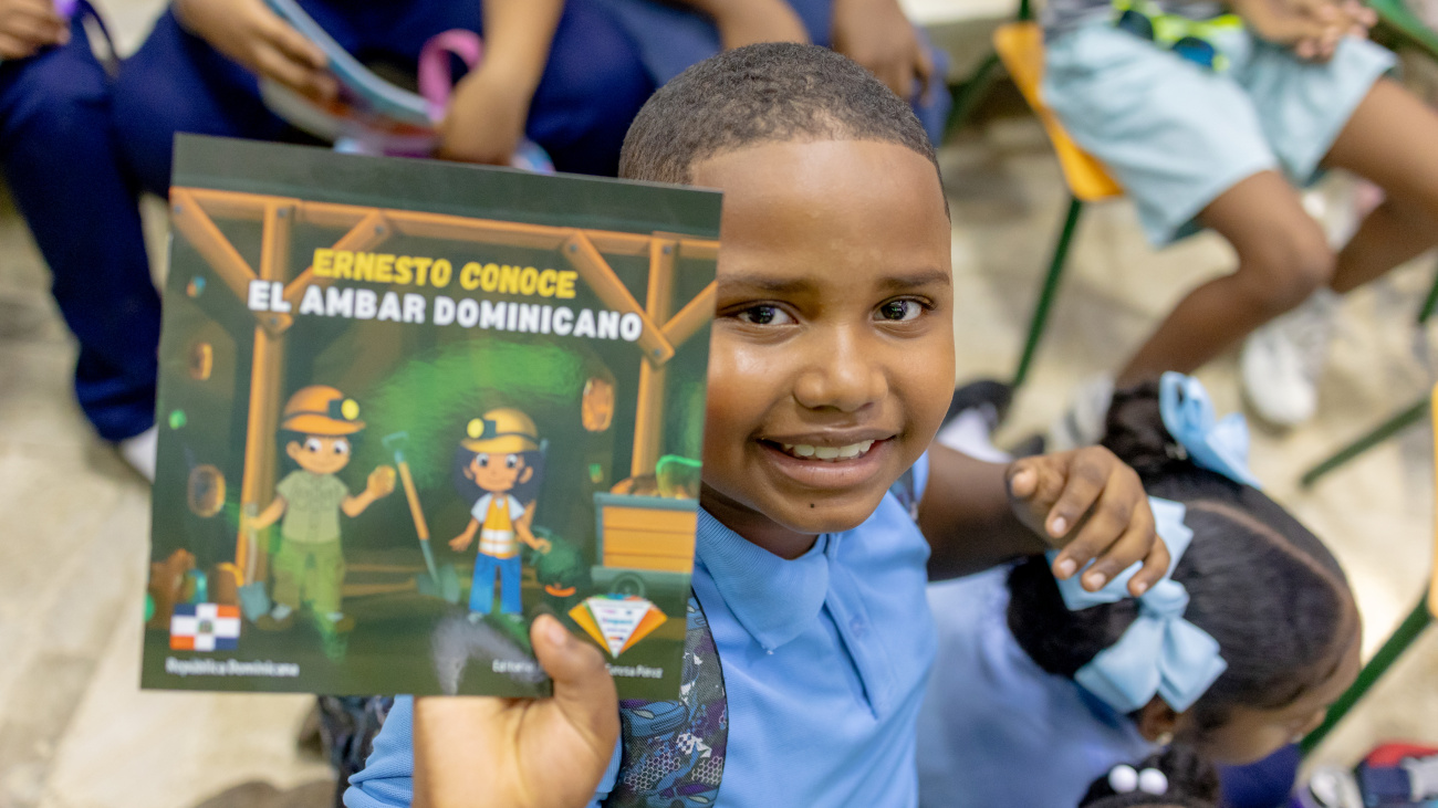 Medio Ambiente promueve la educación ambiental infantil en la Feria Internacional del Libro 2025