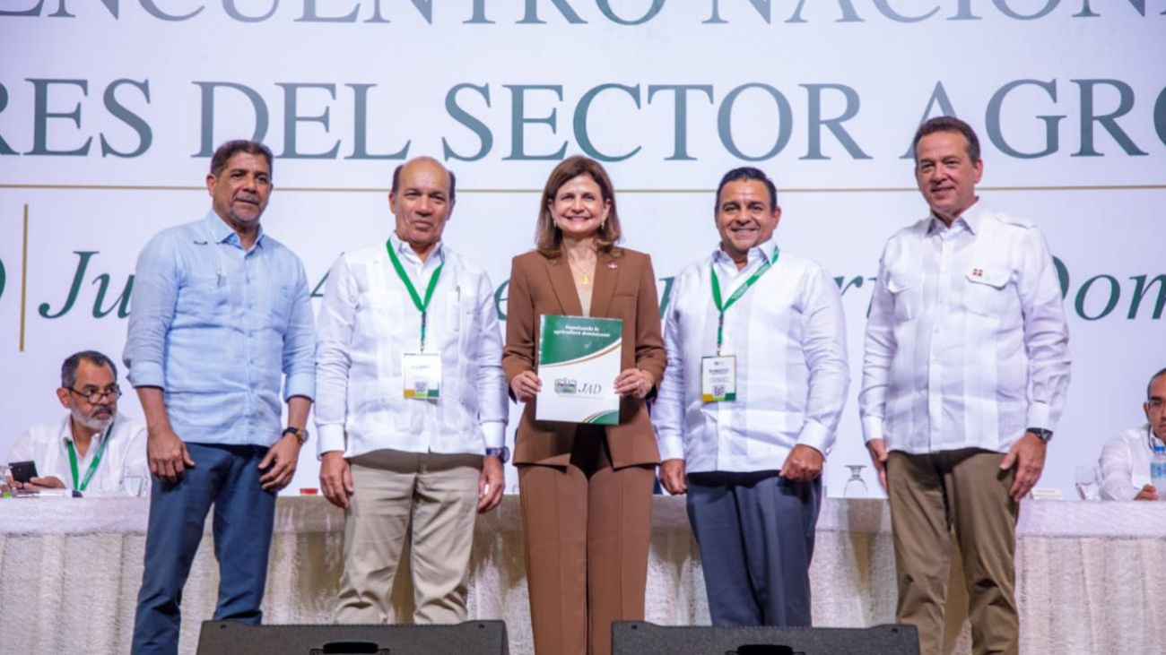 Vicepresidenta Raquel Peña reafirma compromiso del Gobierno con duplicar las exportaciones agropecuarias al 2036