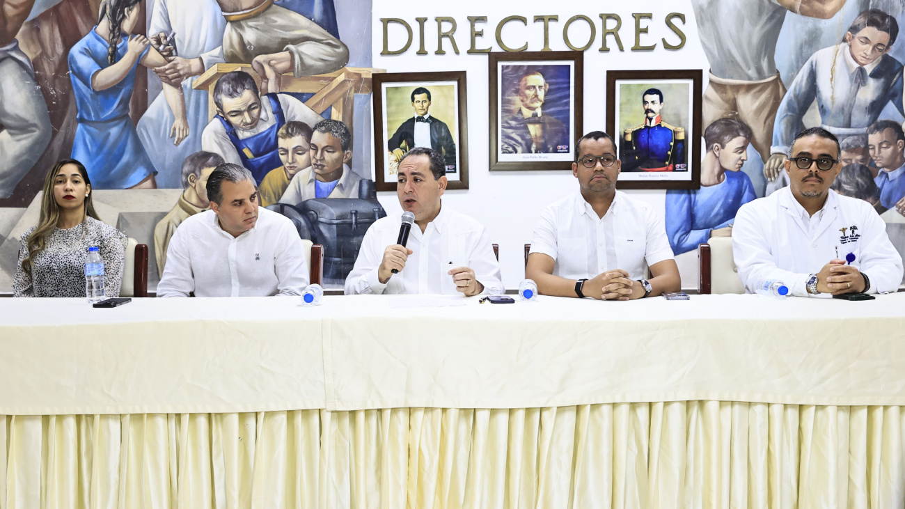Gobierno anuncia intervención del Hospital Salvador B. Gautier con inversión superior a RD 655 millones