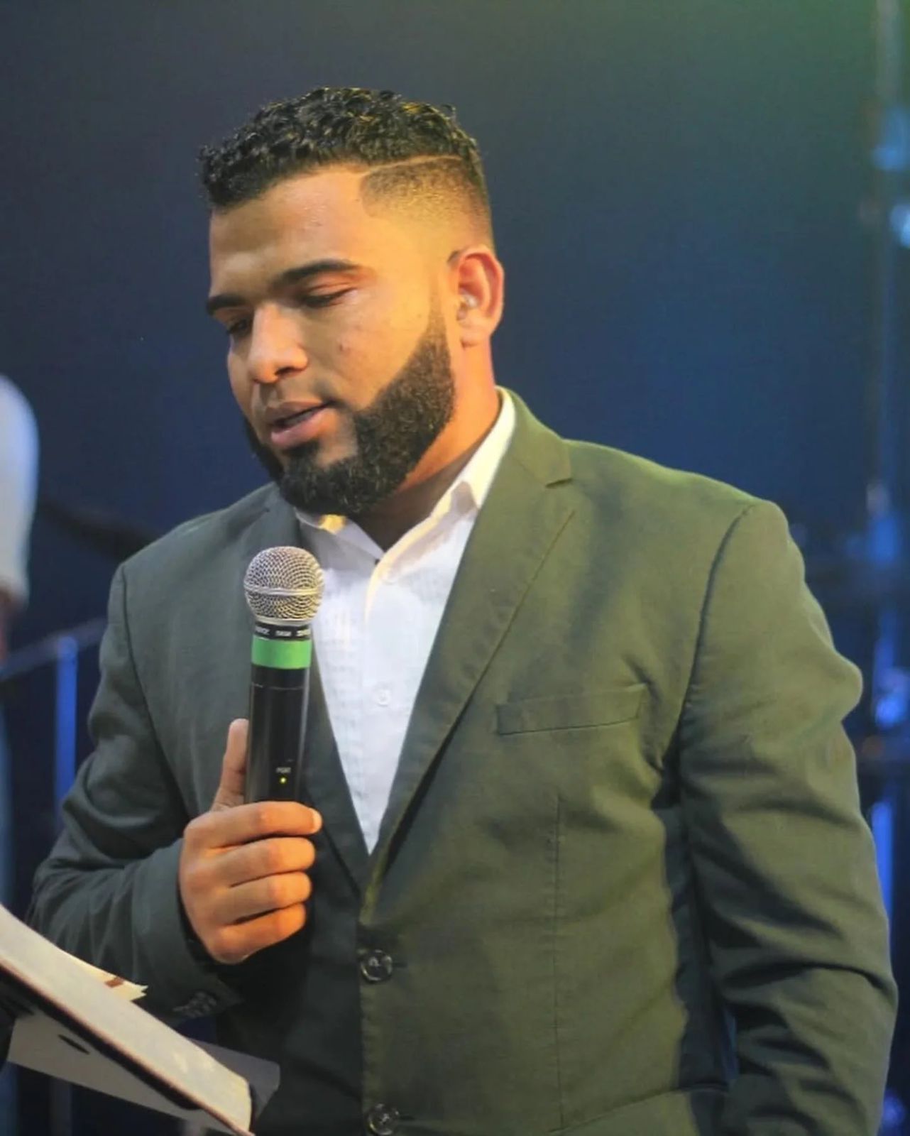 Investigan participación de pastor evangélico en presunta “orgía gay” en la Zona Colonial