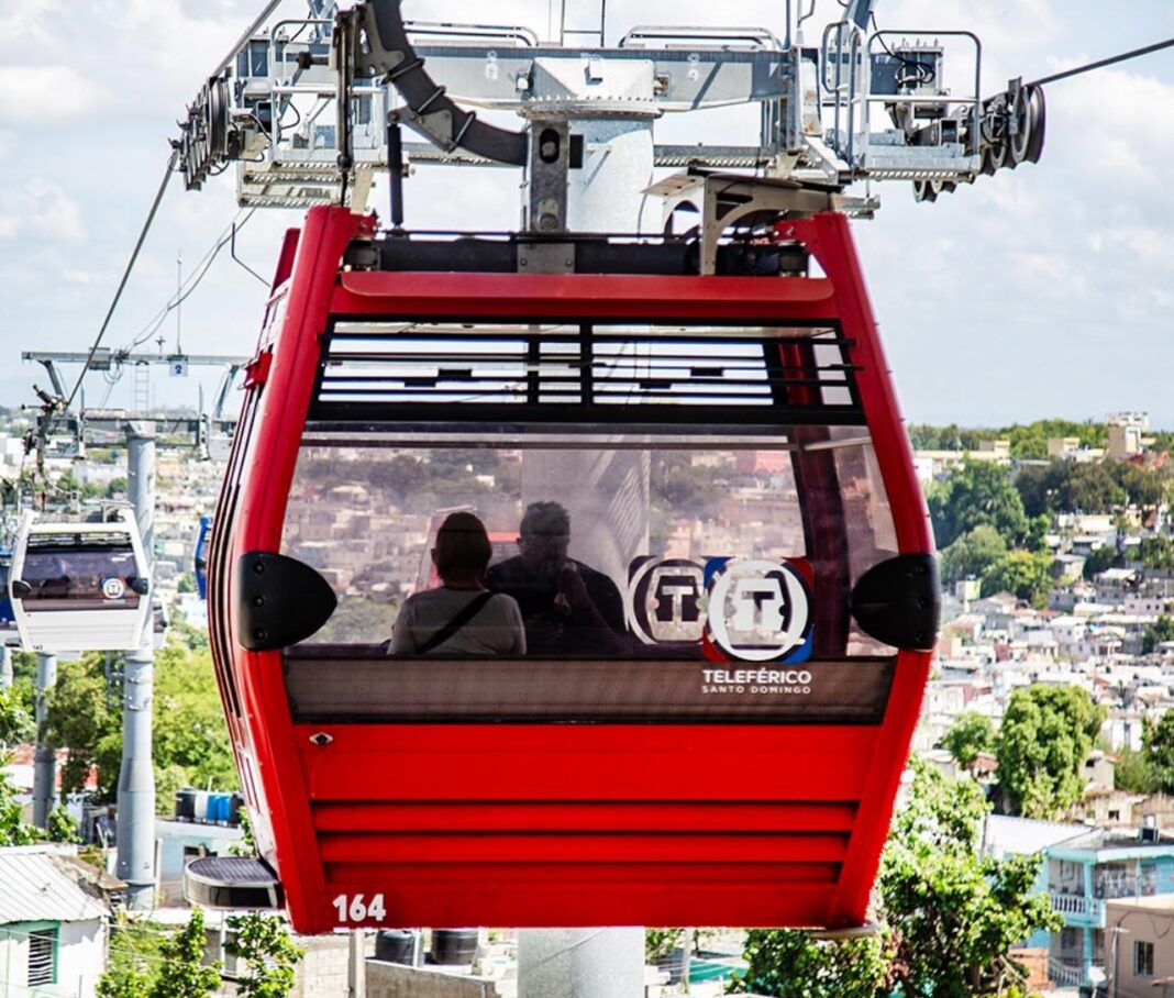 Restablecen operaciones del Teleférico después de suspensión por condiciones del tiempo