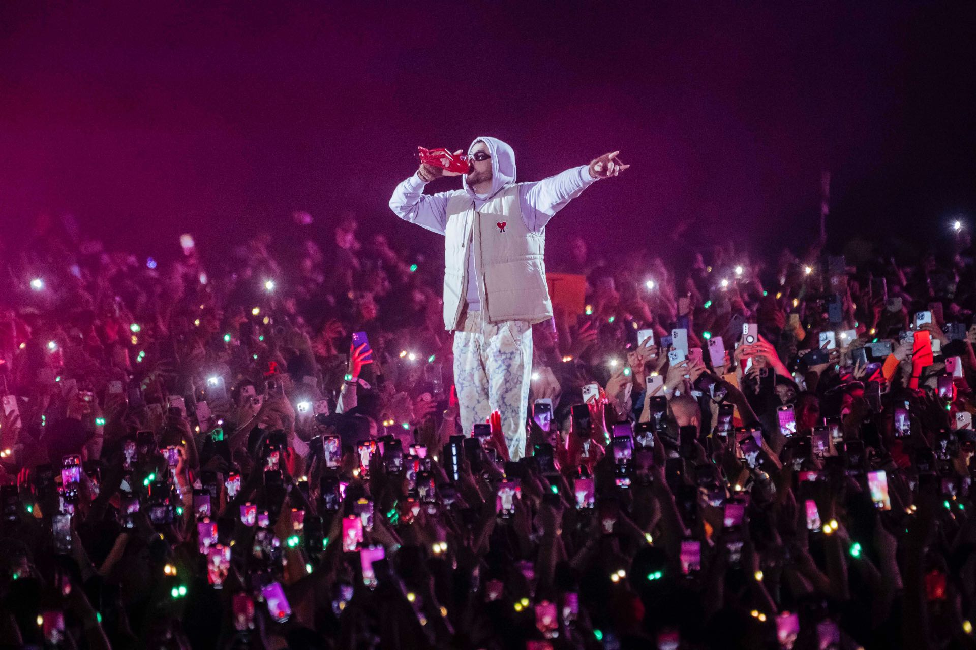Bad Bunny cierra su residencia en Puerto Rico con mensaje de amor y celebración cultural