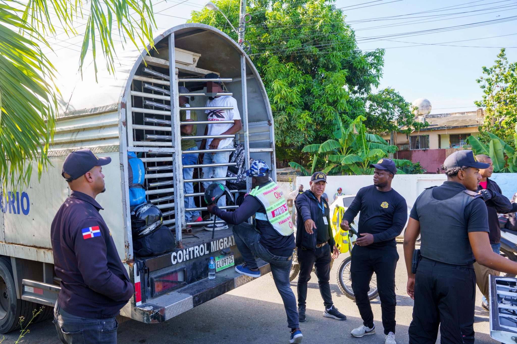 DGM detiene a 1,056 inmigrantes ilegales