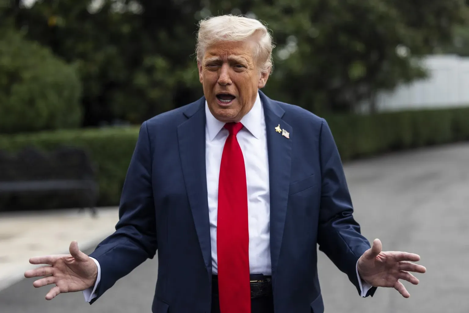 Trump revela el despliegue de submarinos nucleares frente a Rusia porque «nos amenazaron