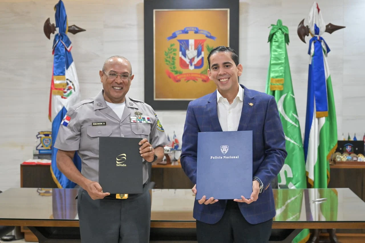 SeNaSa, PN y COREPOL firman acuerdo de Planes Complementarios en beneficio de pensionados y jubilados de la Policía Nacional