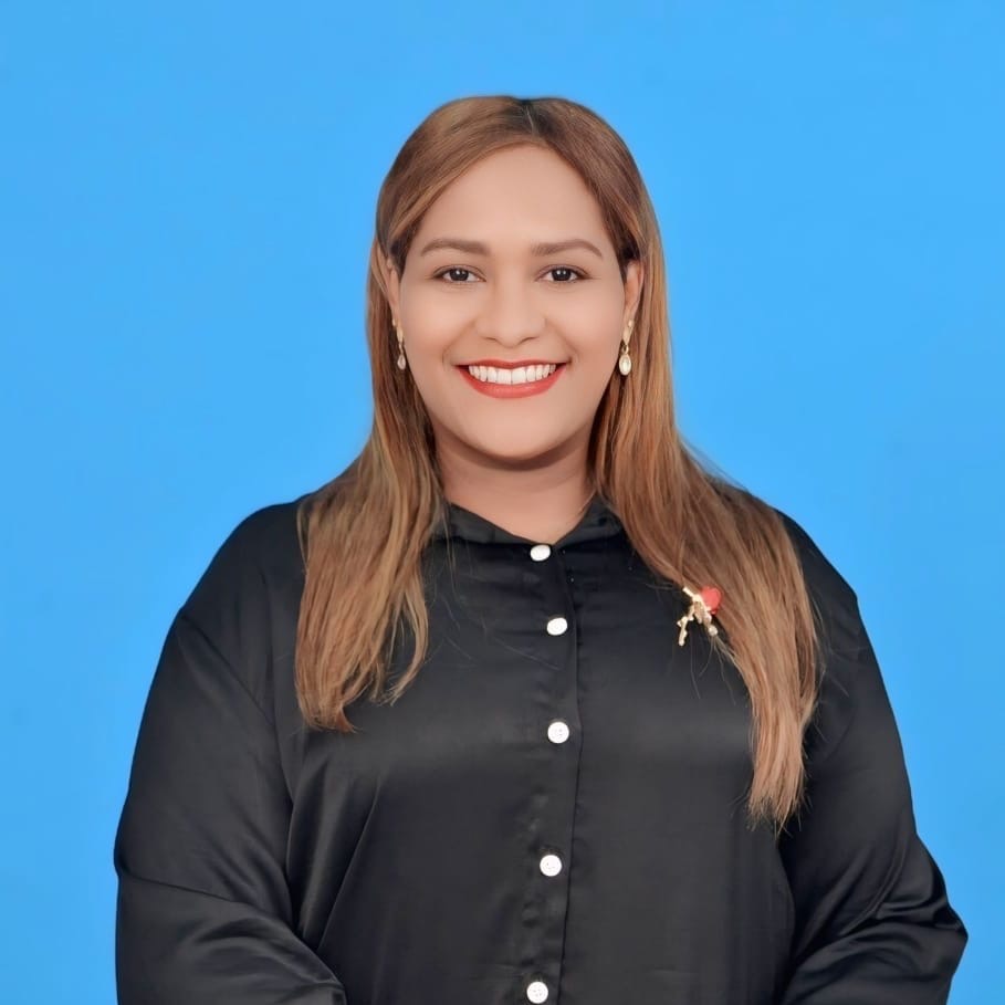 Los locutores de San Cristóbal ratifican a Luisanna Medina como su presidenta Los locutores de San Cristóbal ratifican a Luisanna Medina como su presidenta