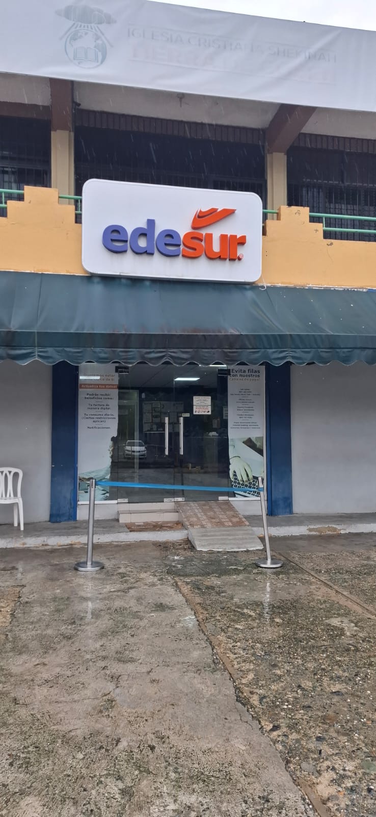 Edesur mantiene abiertas oficinas comerciales en el Distrito Nacional pese a llamado del Gobierno a cerrar comercios no esenciale Edesur mantiene abiertas oficinas comerciales en el Distrito Nacional pese a llamado del Gobierno a cerrar comercios no esenciale